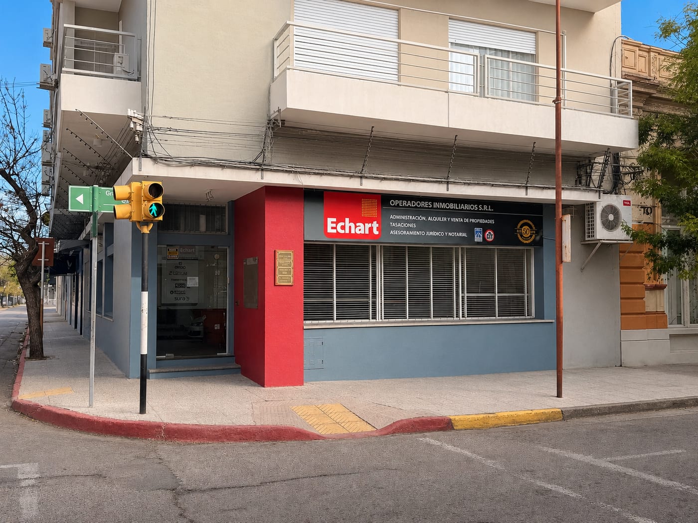 Oficina de Inmobiliaria Echart en Gral. Leandro Gómez 1100, Paysandú